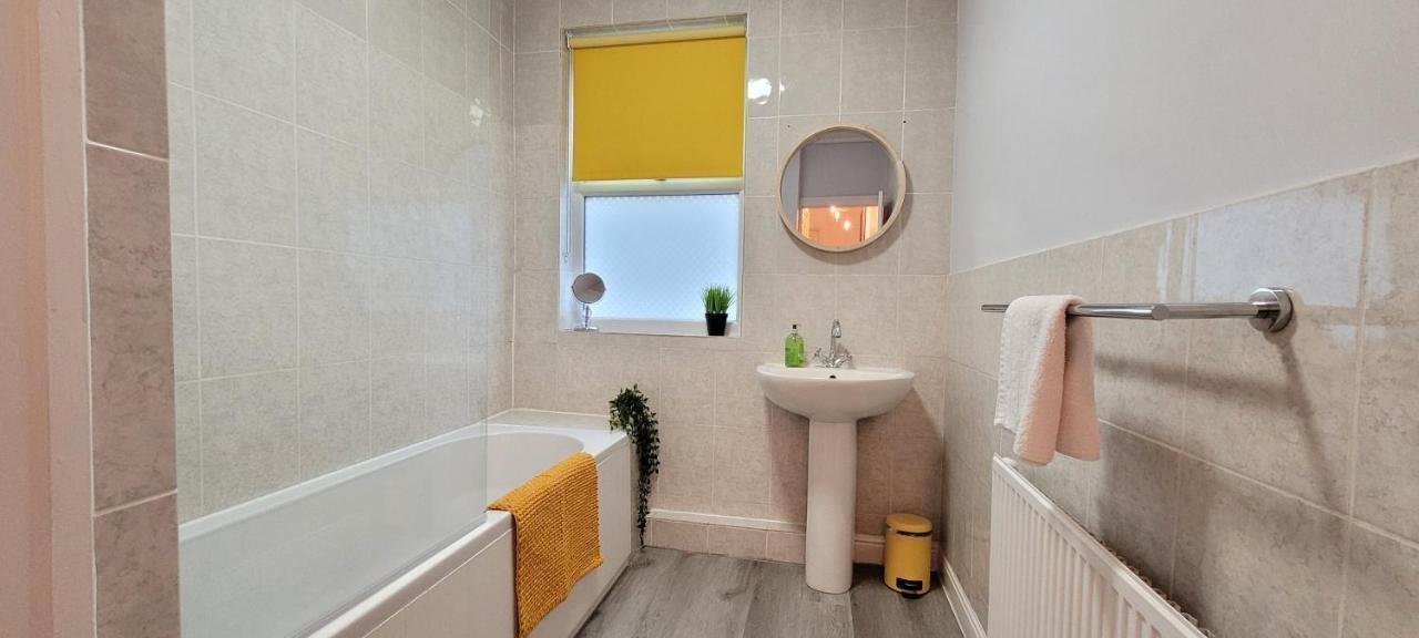 Hartoft St - 2 Bed Near River York Eksteriør billede
