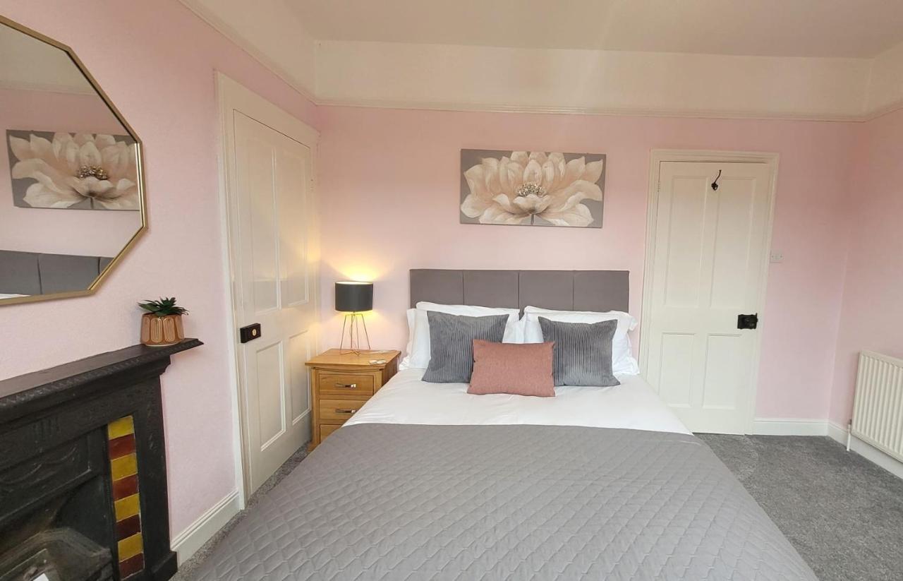 Hartoft St - 2 Bed Near River York Eksteriør billede